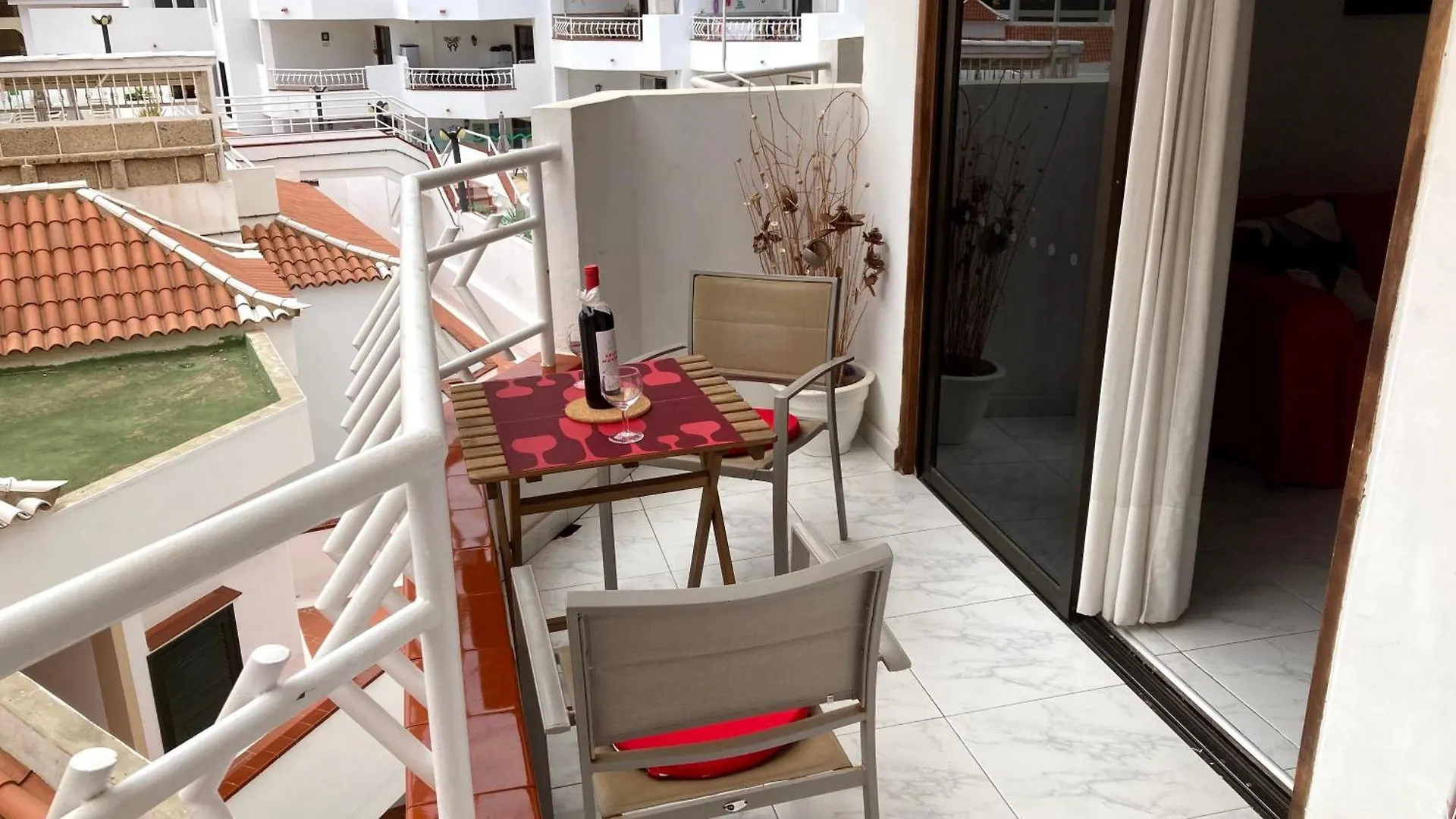 Apartment Callisto Arona  Spain